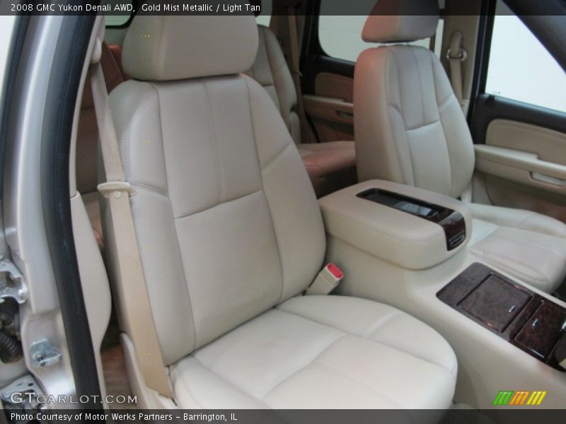 Gold Mist Metallic / Light Tan 2008 GMC Yukon Denali AWD