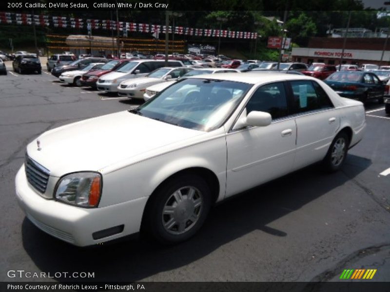 Cotillion White / Dark Gray 2005 Cadillac DeVille Sedan