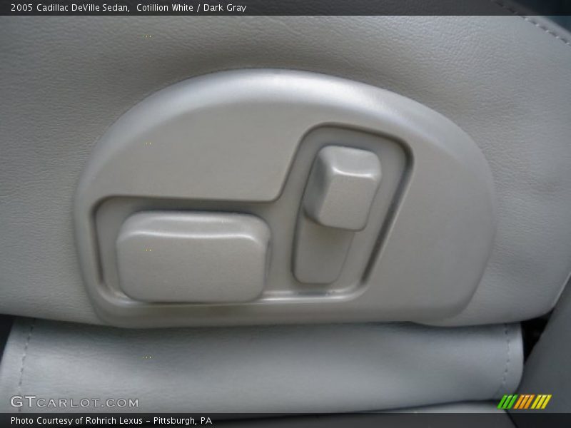 Cotillion White / Dark Gray 2005 Cadillac DeVille Sedan
