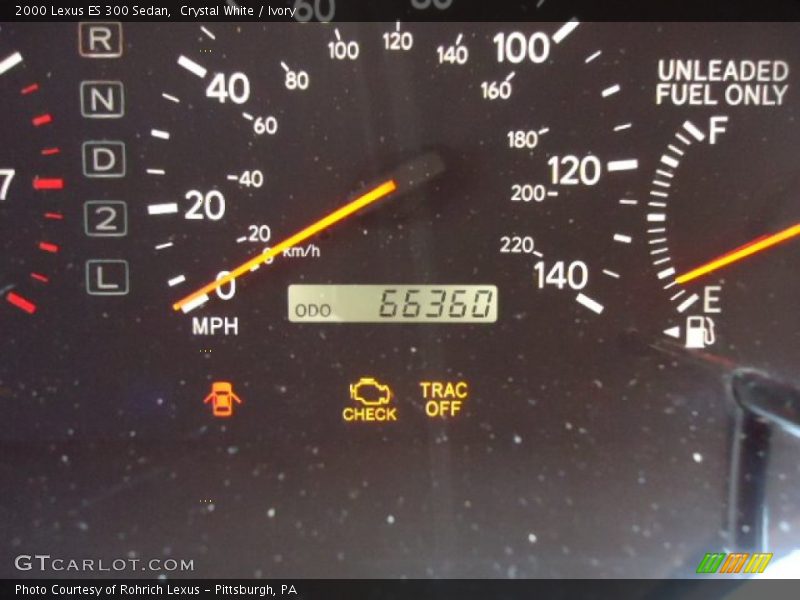 Crystal White / Ivory 2000 Lexus ES 300 Sedan