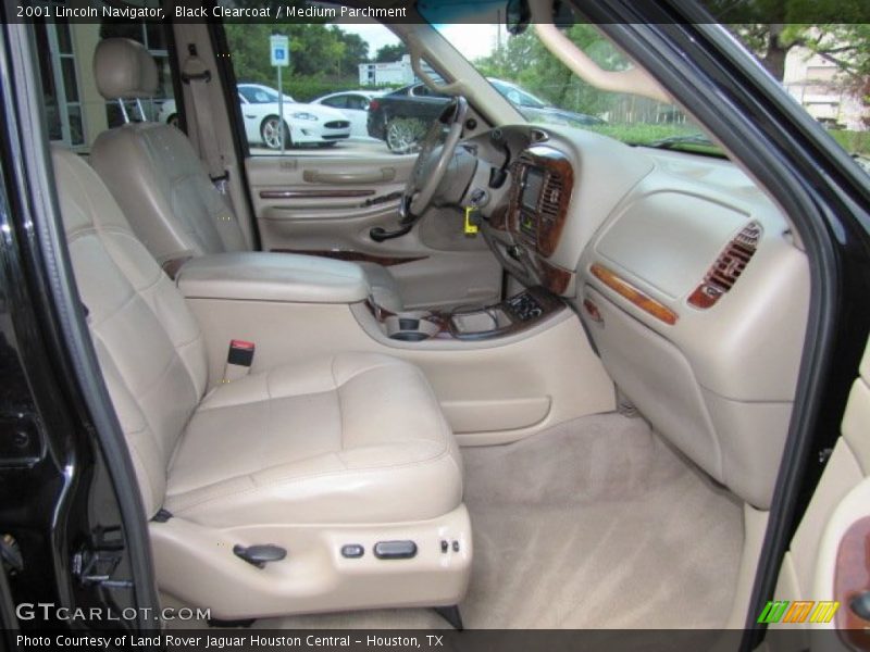  2001 Navigator  Medium Parchment Interior