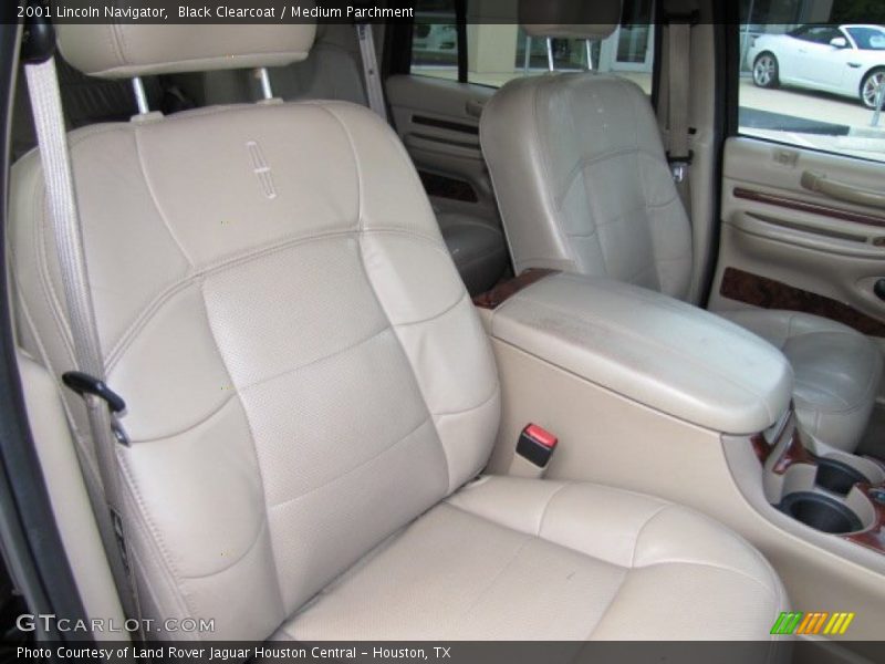 Black Clearcoat / Medium Parchment 2001 Lincoln Navigator