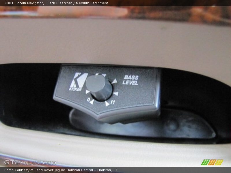 Controls of 2001 Navigator 