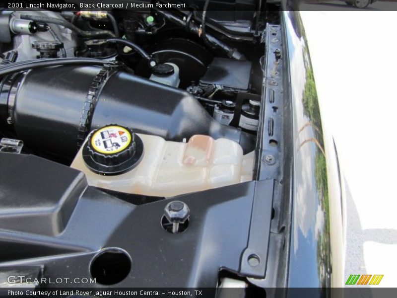 Black Clearcoat / Medium Parchment 2001 Lincoln Navigator