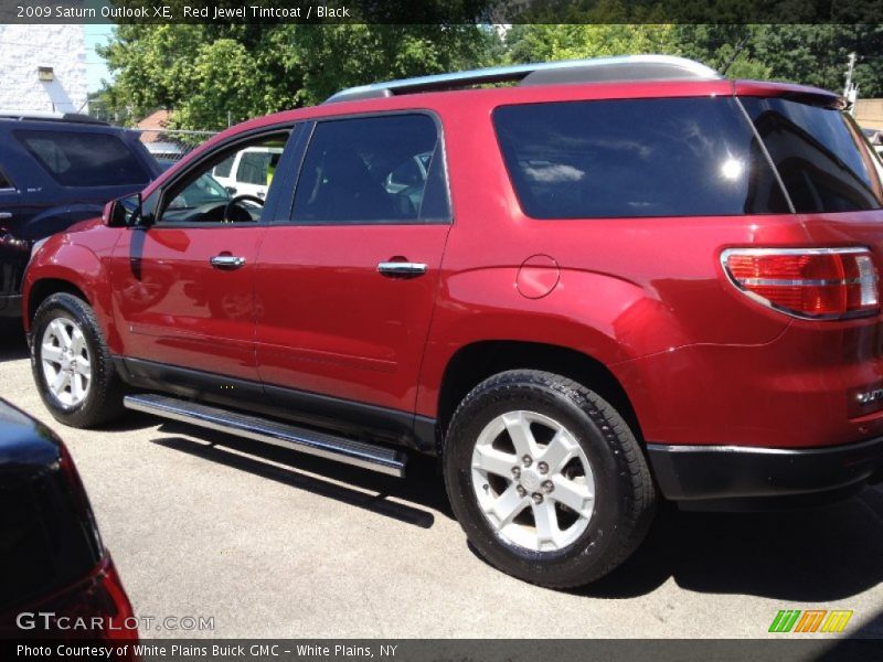 Red Jewel Tintcoat / Black 2009 Saturn Outlook XE