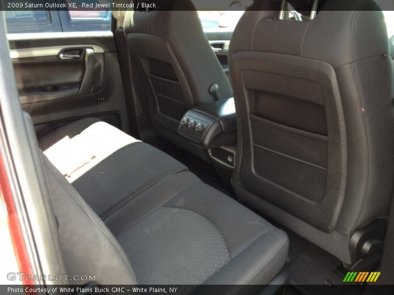 Red Jewel Tintcoat / Black 2009 Saturn Outlook XE