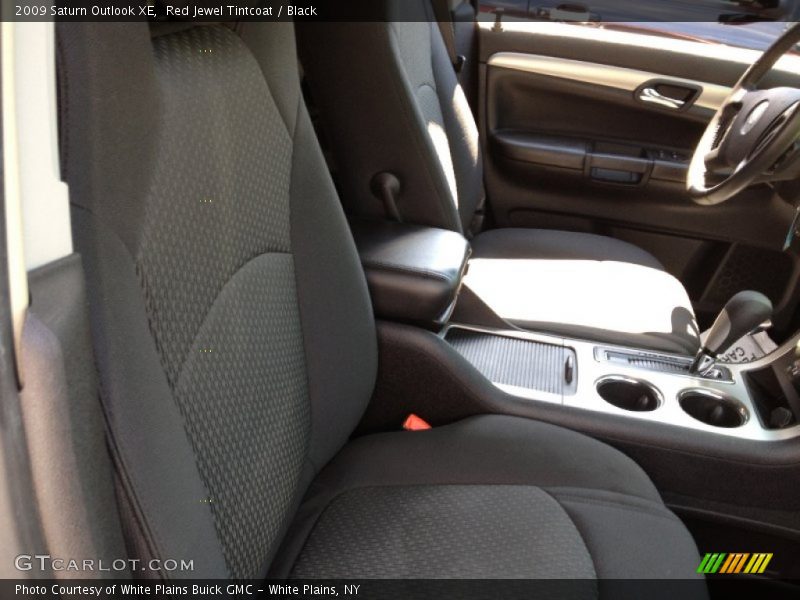 Red Jewel Tintcoat / Black 2009 Saturn Outlook XE