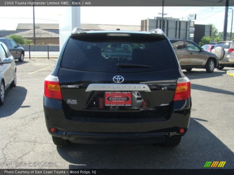 Black / Ash 2009 Toyota Highlander Limited 4WD