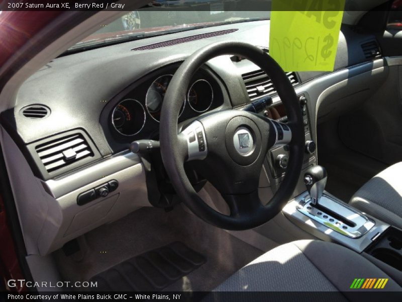 Berry Red / Gray 2007 Saturn Aura XE