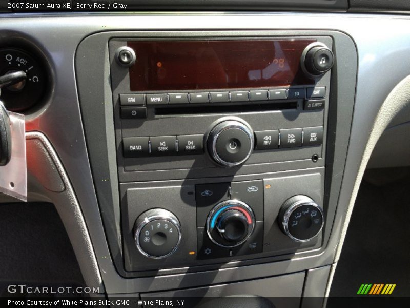 Berry Red / Gray 2007 Saturn Aura XE