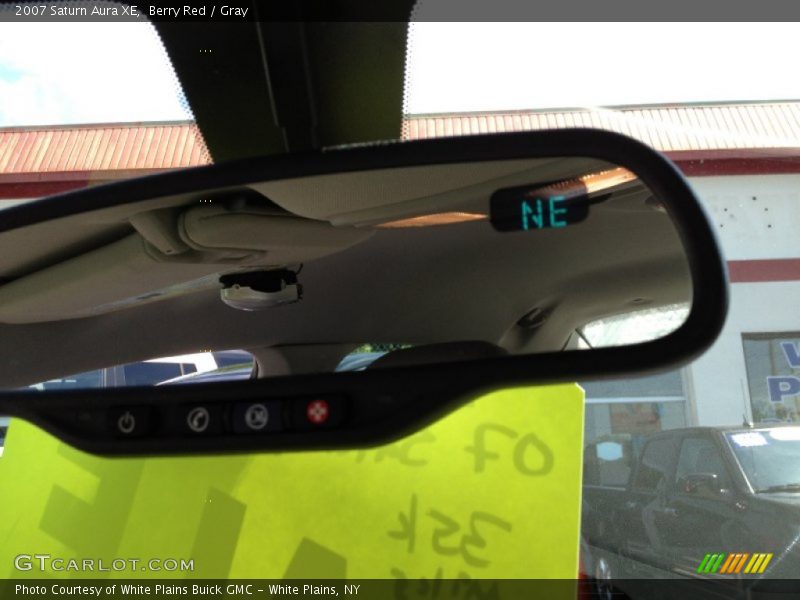 Berry Red / Gray 2007 Saturn Aura XE
