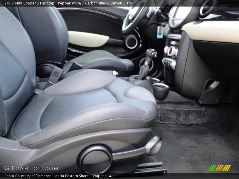 Front Seat of 2007 Cooper S Hardtop
