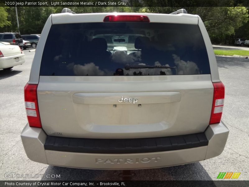 Light Sandstone Metallic / Dark Slate Gray 2010 Jeep Patriot Sport