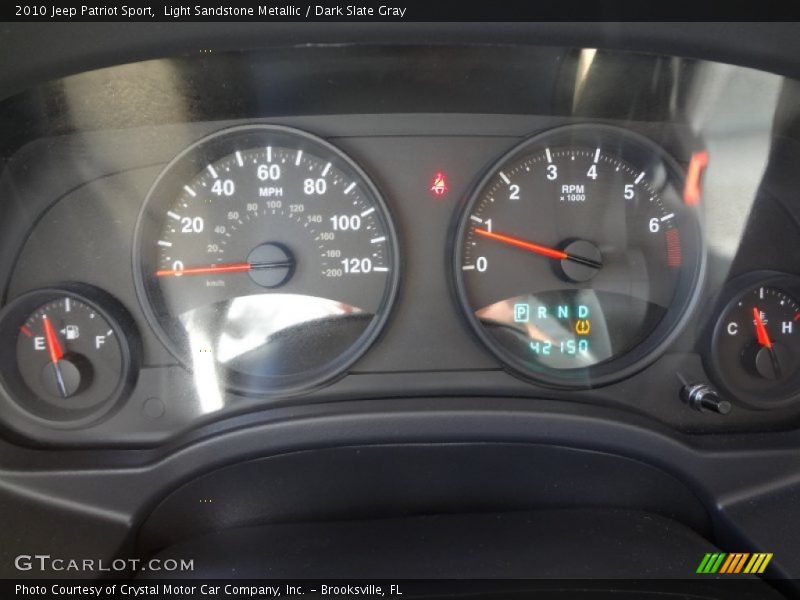 Light Sandstone Metallic / Dark Slate Gray 2010 Jeep Patriot Sport