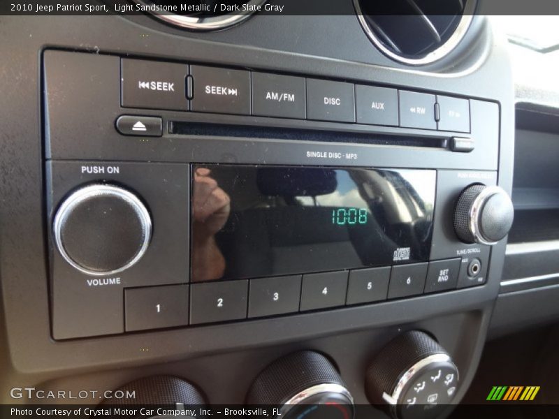 Light Sandstone Metallic / Dark Slate Gray 2010 Jeep Patriot Sport