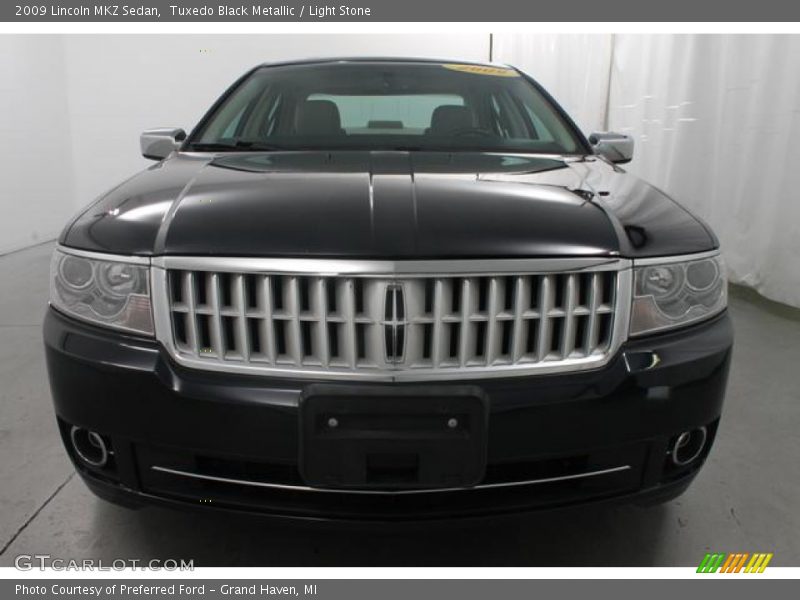 Tuxedo Black Metallic / Light Stone 2009 Lincoln MKZ Sedan