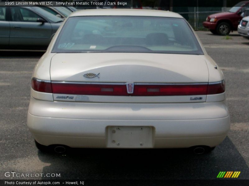 Ivory Pearl Metallic Tricoat / Dark Beige 1995 Lincoln Mark VIII LSC