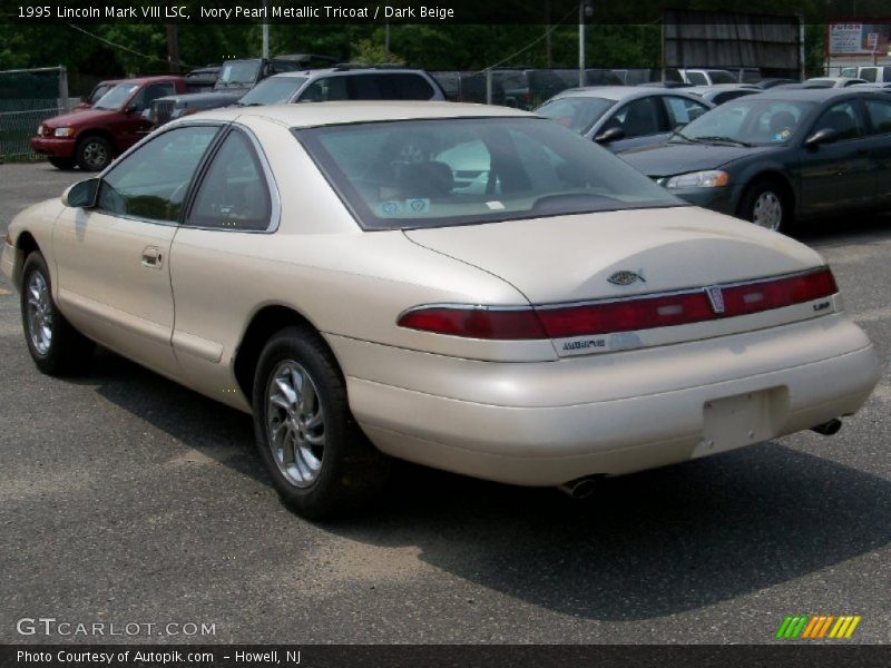 Ivory Pearl Metallic Tricoat / Dark Beige 1995 Lincoln Mark VIII LSC