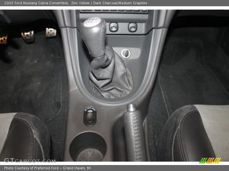  2003 Mustang Cobra Convertible 6 Speed Manual Shifter