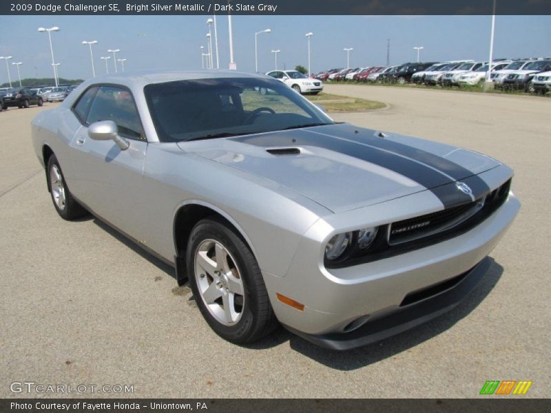 Bright Silver Metallic / Dark Slate Gray 2009 Dodge Challenger SE