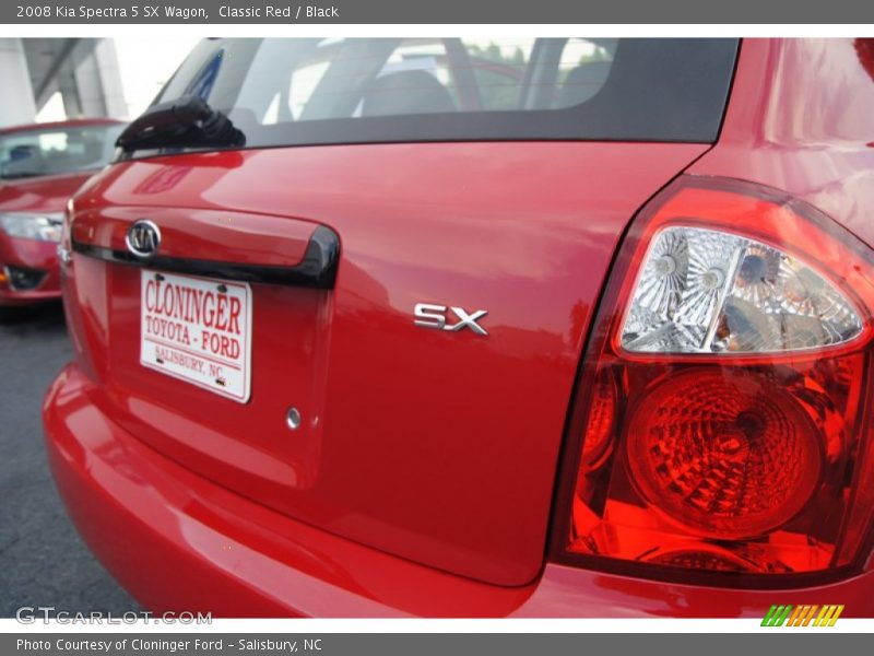 Classic Red / Black 2008 Kia Spectra 5 SX Wagon