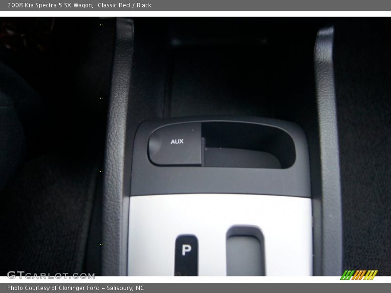 Classic Red / Black 2008 Kia Spectra 5 SX Wagon