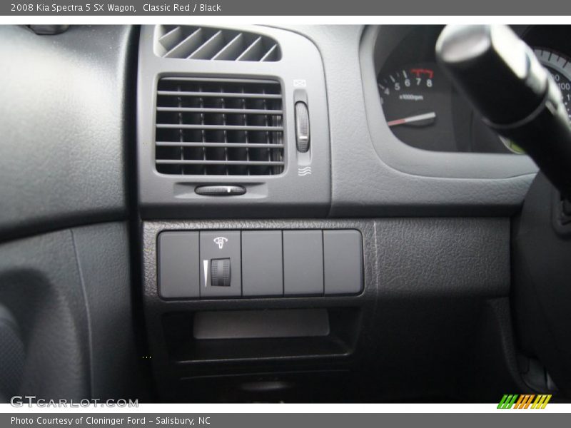 Classic Red / Black 2008 Kia Spectra 5 SX Wagon