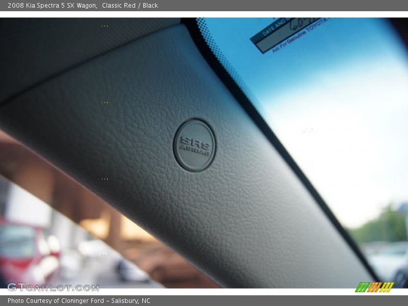 Classic Red / Black 2008 Kia Spectra 5 SX Wagon