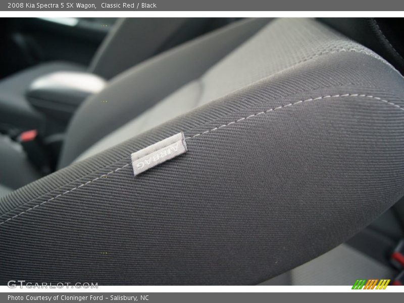 Classic Red / Black 2008 Kia Spectra 5 SX Wagon