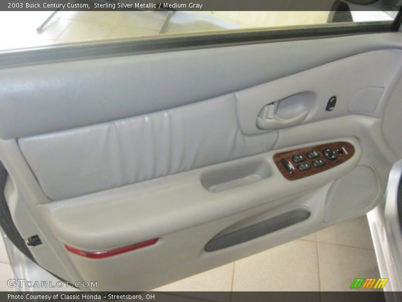 Sterling Silver Metallic / Medium Gray 2003 Buick Century Custom