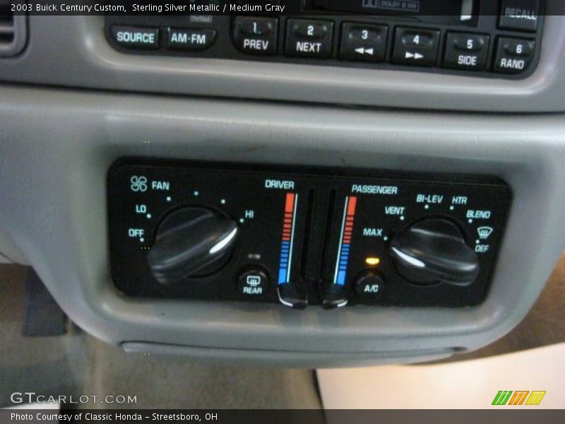 Sterling Silver Metallic / Medium Gray 2003 Buick Century Custom