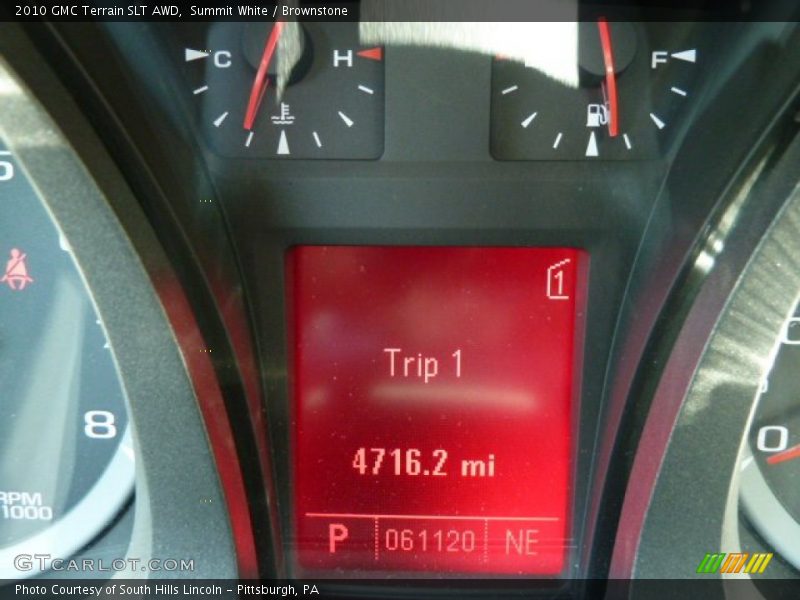 Summit White / Brownstone 2010 GMC Terrain SLT AWD