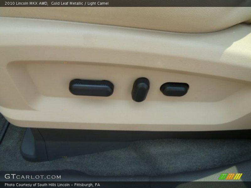 Gold Leaf Metallic / Light Camel 2010 Lincoln MKX AWD