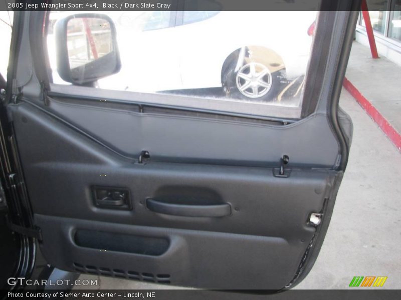 Black / Dark Slate Gray 2005 Jeep Wrangler Sport 4x4