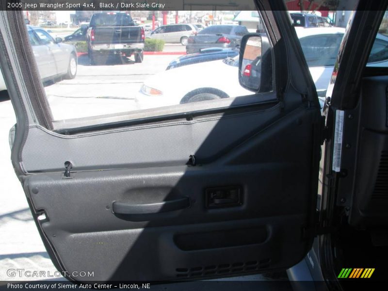 Black / Dark Slate Gray 2005 Jeep Wrangler Sport 4x4