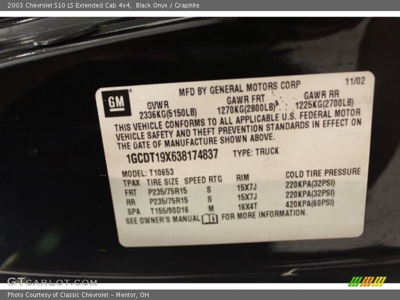 Black Onyx / Graphite 2003 Chevrolet S10 LS Extended Cab 4x4