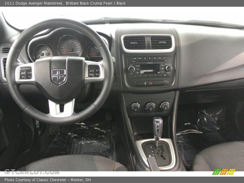 Brilliant Black Crystal Pearl / Black 2011 Dodge Avenger Mainstreet