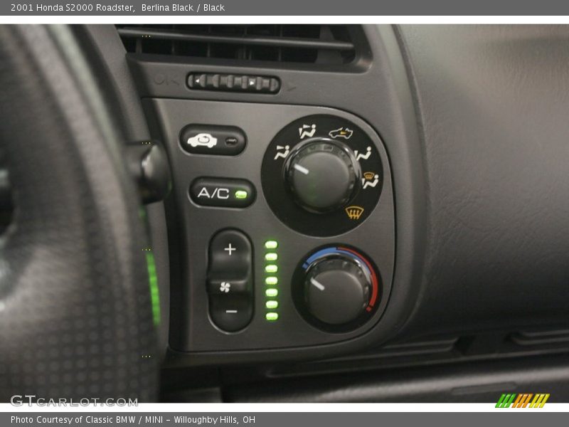 Controls of 2001 S2000 Roadster