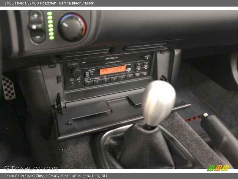 Berlina Black / Black 2001 Honda S2000 Roadster