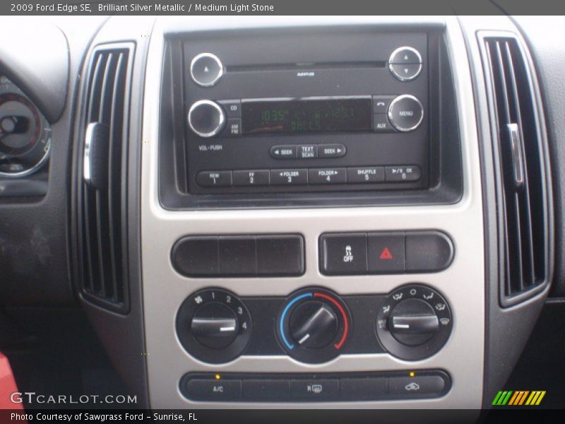 Brilliant Silver Metallic / Medium Light Stone 2009 Ford Edge SE
