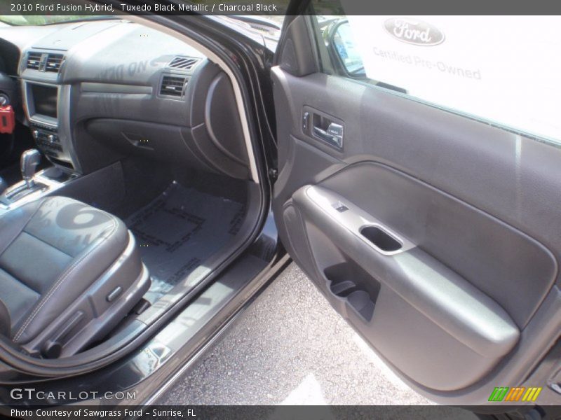 Tuxedo Black Metallic / Charcoal Black 2010 Ford Fusion Hybrid
