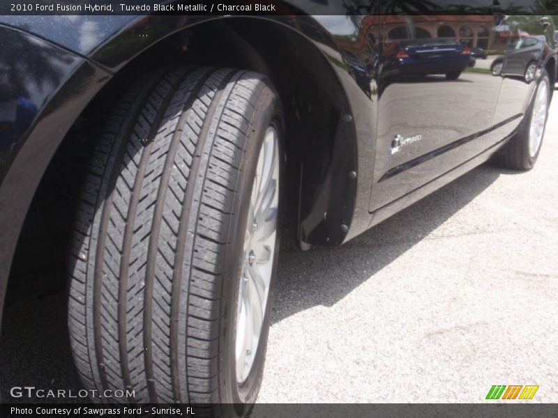 Tuxedo Black Metallic / Charcoal Black 2010 Ford Fusion Hybrid