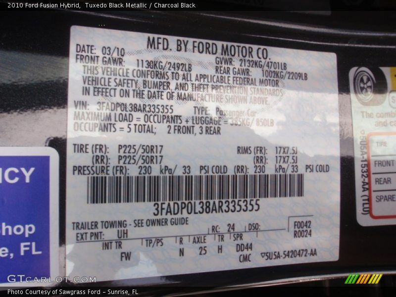 Tuxedo Black Metallic / Charcoal Black 2010 Ford Fusion Hybrid