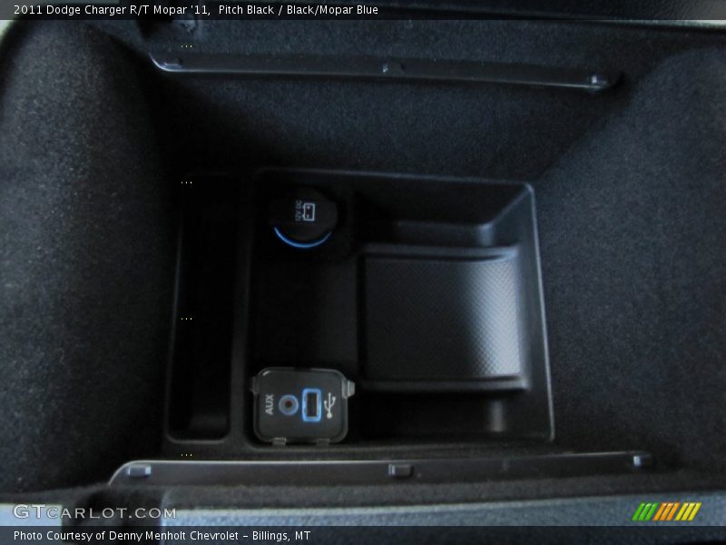 Pitch Black / Black/Mopar Blue 2011 Dodge Charger R/T Mopar '11