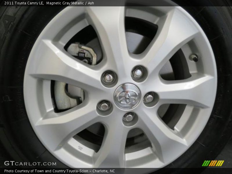 Magnetic Gray Metallic / Ash 2011 Toyota Camry LE