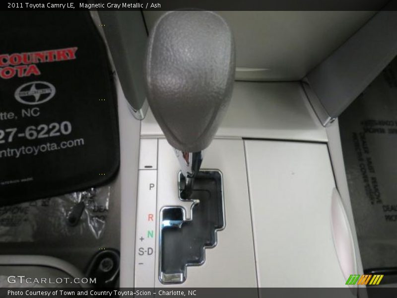 Magnetic Gray Metallic / Ash 2011 Toyota Camry LE