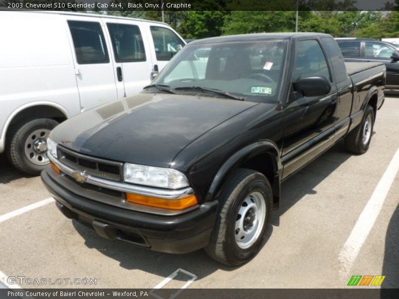 Black Onyx / Graphite 2003 Chevrolet S10 Extended Cab 4x4