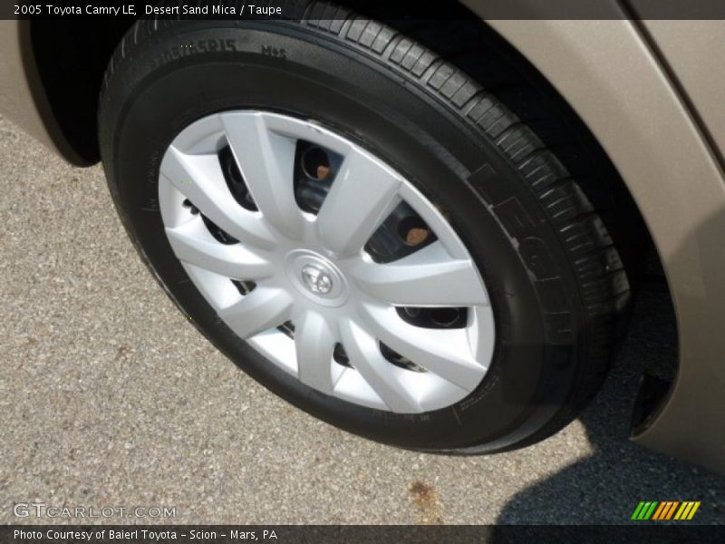 Desert Sand Mica / Taupe 2005 Toyota Camry LE