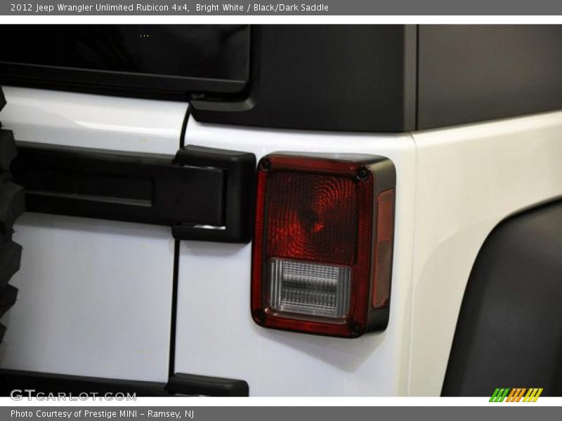 Bright White / Black/Dark Saddle 2012 Jeep Wrangler Unlimited Rubicon 4x4