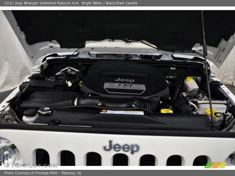 Bright White / Black/Dark Saddle 2012 Jeep Wrangler Unlimited Rubicon 4x4